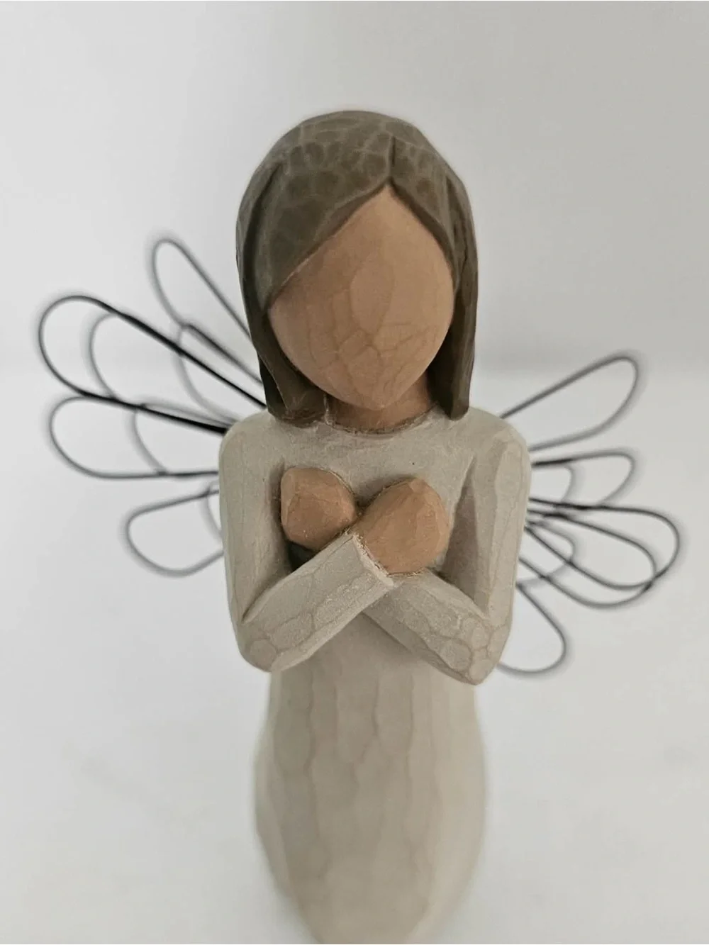 Susan Lordi Willow Tree Angel Figurine – 'Sign for Love'